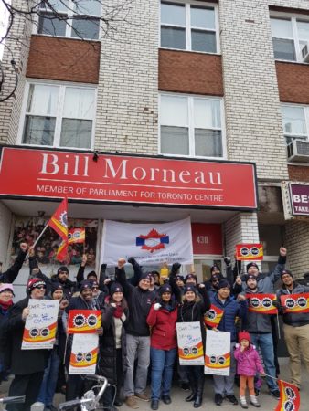 Manif en face du bureau de Bill Morneau, 23 novembre 2017
